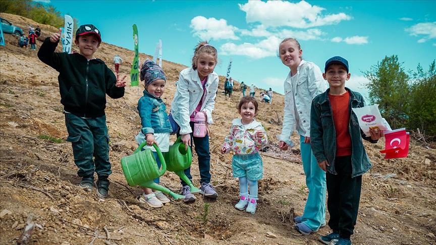 CANiK, 23 Nisan Ulusal Egemenlik ve Çocuk Bayramı'nı orman projesi ile kutladı