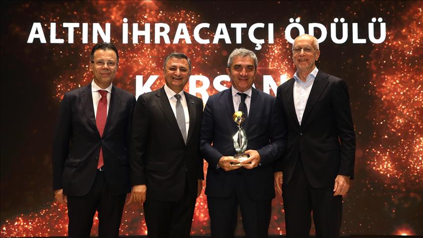 Karsan İhracat Şampiyonları Ödülleri'nde altın plaket aldı