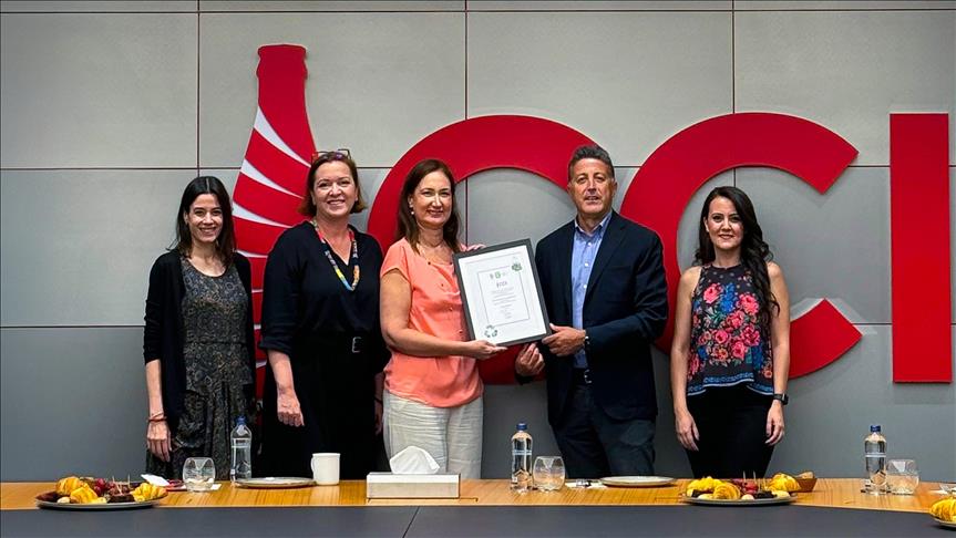 Coca-Cola İçecek genel müdürlük binası yeşil ofis diploması aldı