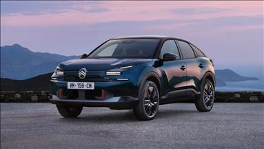 Citroen, elektrikli mobilite hedeflerini 100. yıl simgesiyle vurguladı