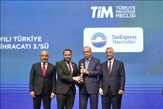 SunExpress hizmet ihracatında Türkiye'nin ilk üç şirketinden biri oldu