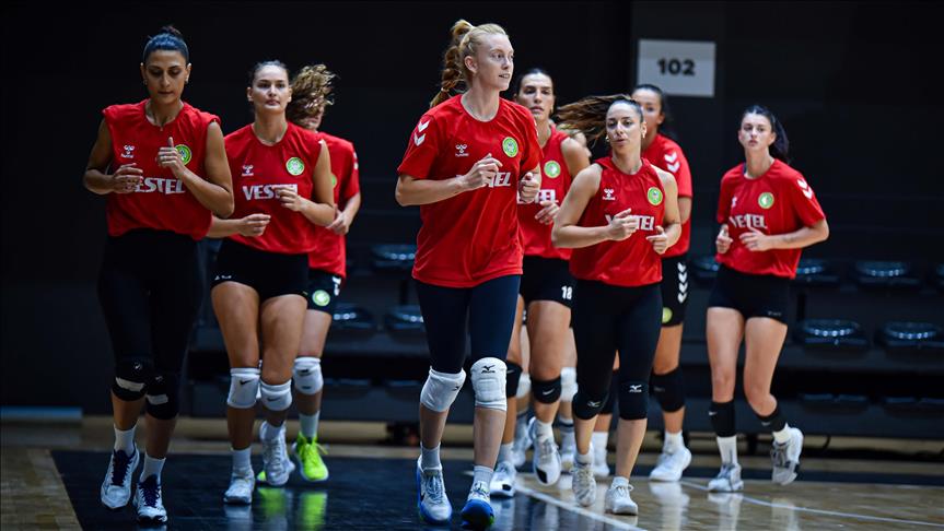 Vestel, kadın voleybolunda Manisa BBSK'nın ana sponsoru oldu