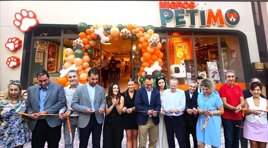 Migros'un evcil hayvan ürünlerine özel ilk mağazası açıldı