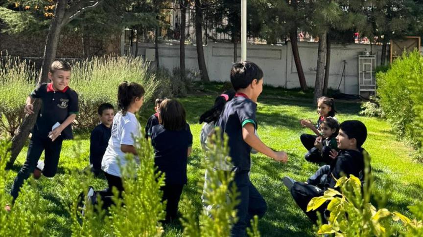 Buse Bilim Koleji "Geleneksel Çocuk Oyunları Haftası" düzenledi