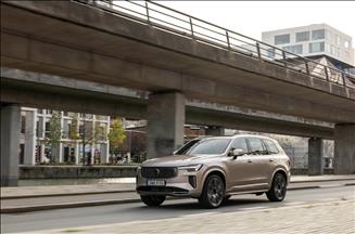 Volvo Cars 1 milyonuncu Plug-in Hybrid otomobilini teslim etti
