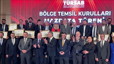 TÜRSAB'ın Bölge Temsil Kurulu seçimlerini kazananlar mazbatalarını aldı