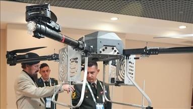 Yente, 5. Askeri Radar ve Sınır Güvenliği Zirvesi'ne katıldı