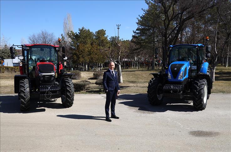TürkTraktör teknolojilerini Adana Tarım Fuarı'nda tanıtıyor