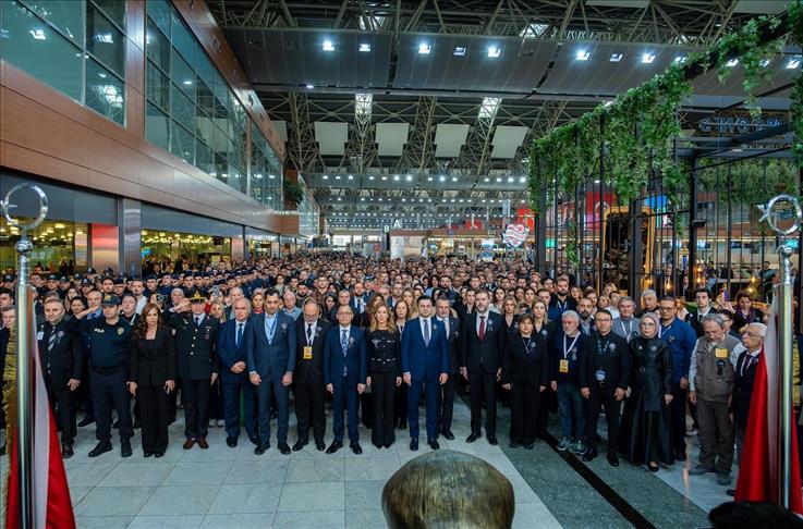 Büyük Önder Atatürk, İstanbul Sabiha Gökçen Havalimanında anıldı