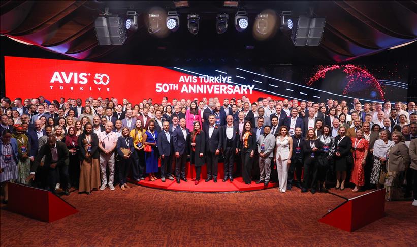 Avis Türkiye araç kiralama sektöründeki 50. yılını kutladı
