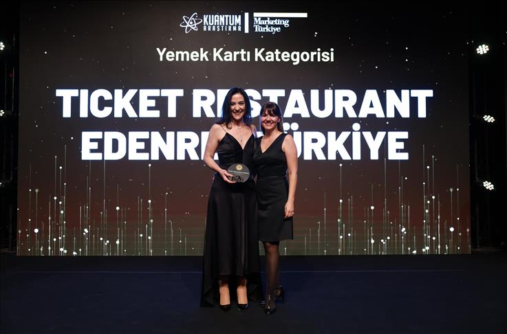 Edenred Türkiye'ye 5. kez "Türkiye'nin En İtibarlı İş Ortağı" ödülü