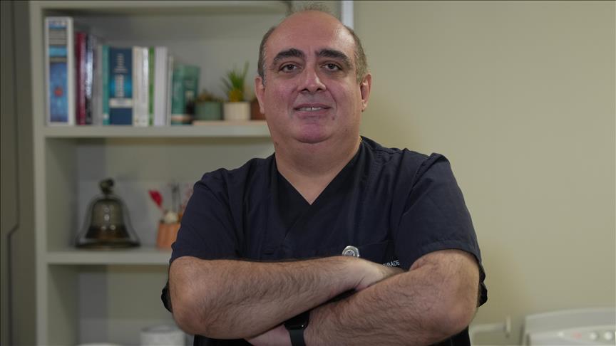 Okul kaygısı ve stres çocuklarda karın ağrısına neden olabiliyor