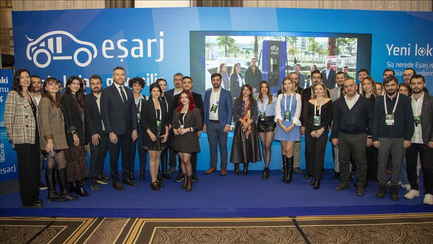 Eşarj yeni şarj istasyonunu İzmir'de açtı