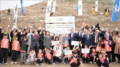 İş Bankası'nın "81 İlde 81 Orman" projesi Adana ile devam ediyor