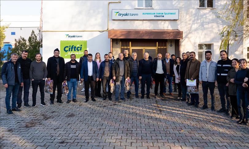 Tiryaki Tarım Çiftçi Buluşmaları'nın ilki Muş'ta gerçekleştirildi