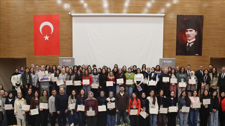 Gençlik ve Spor Bakanlığı ve Huawei Cloud'dan yapay zeka kampı