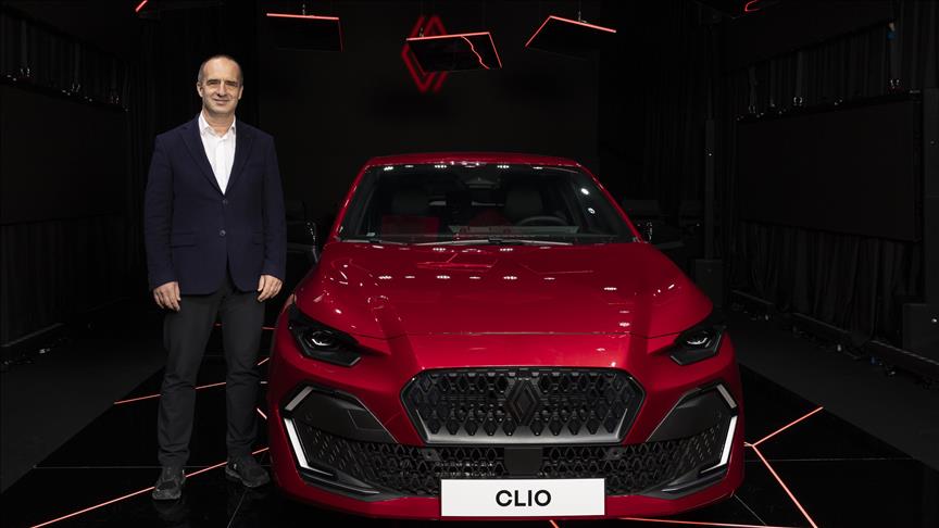 Yeni Renault Clio Türkiye'de yollara çıktı