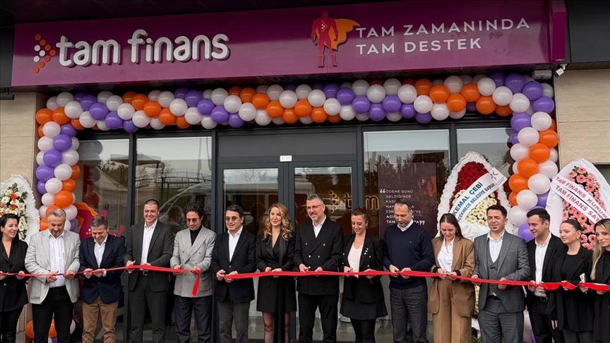 Tam Finans yeni şubesini Küçükçekmece'de açtı