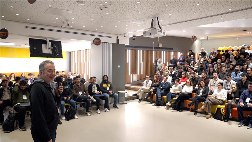 Trendyol yapay zeka zirvesinde sektör profesyonellerini buluşturdu