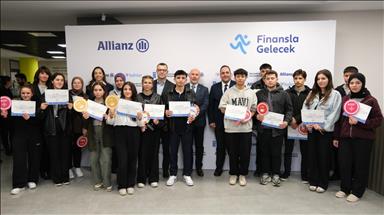 Allianz Türkiye'nin "Finansla Gelecek" projesi Gaziantep'te tanıtıldı