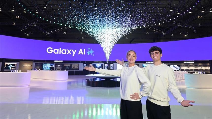 Samsung MWC'de Galaxy AI ve bağlantılı ekosistemini sergiledi