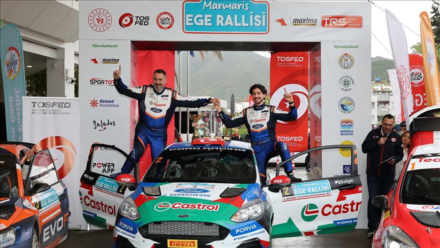 Castrol Ford Team Türkiye Ege Rallisi'nde sezonu galibiyetle açtı