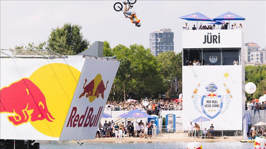 Red Bull Uçuş Günü'ne 1223 takım başvurusunu tamamladı