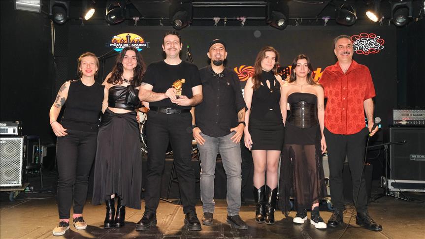 MediaMarkt Türkiye'nin müzik grubu "Tech Cares"e jüri özel ödülü