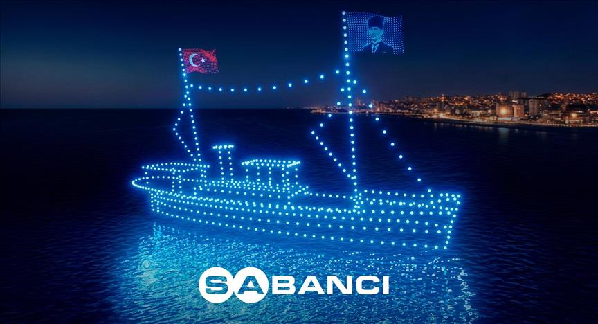 Sabancı Holding 19 Mayıs'ı dron gösterisiyle kutladı