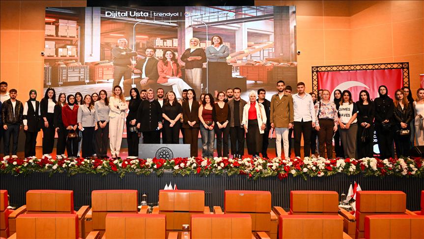 Trendyol'un "Dijital Usta" projesi kapsamında Kayseri'de etkinlik düzenlendi