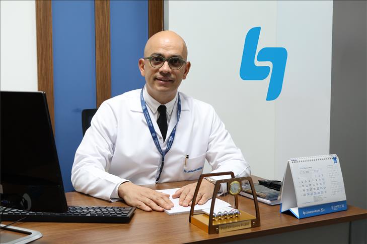 Mesane pili tedavisi hastaya iki aşamalı uygulanıyor