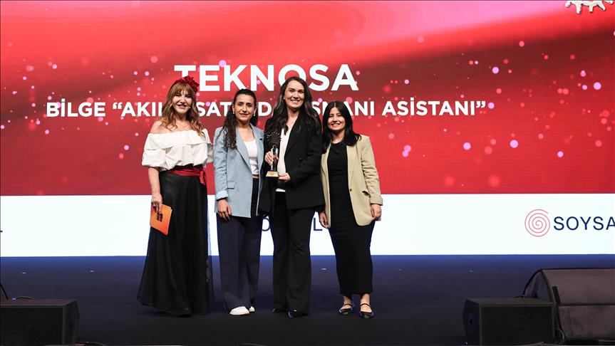 Teknosa'ya Perakende Güneşi Ödülleri'nden Dijital Pazarlama Başarı Ödülü