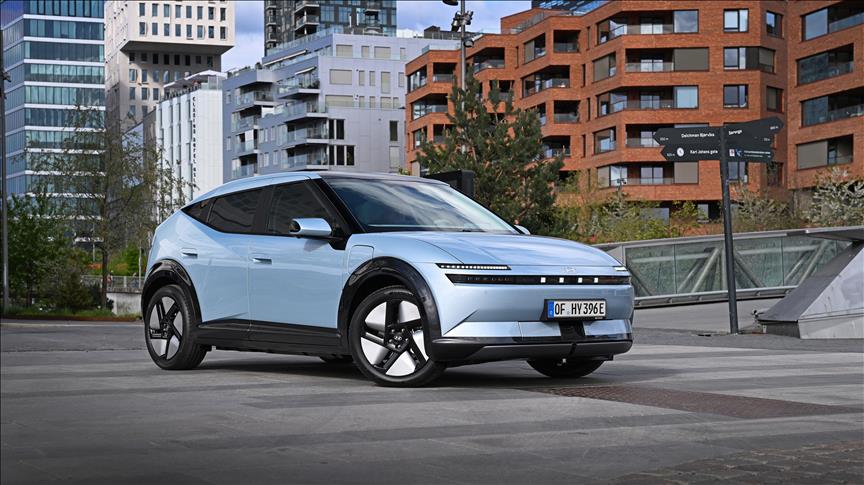Hyundai yeni elektrikli hatchback modeli IONIQ 3'ü tanıttı