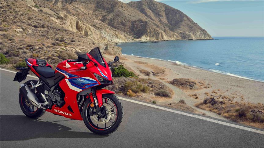Honda yeni CBR500R modelini satışa sundu