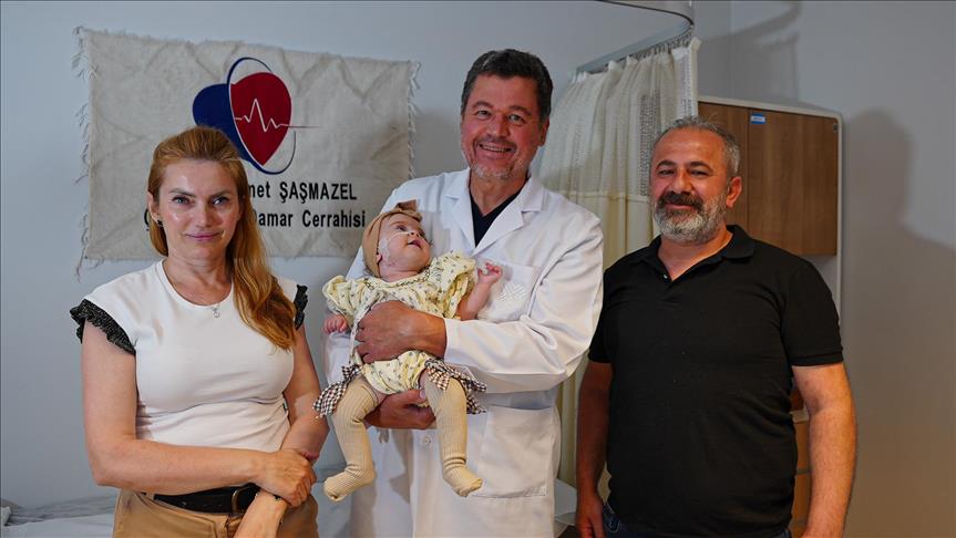Anne karnında kalp hastalığı teşhis edilen Elif bebek uygulanan tedaviyle sağlığına kavuştu