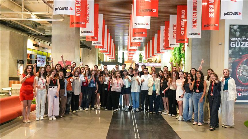 Vodafone Türkiye Discover Genç Yetenek Programı'na 48 yeni mezun kabul edildi