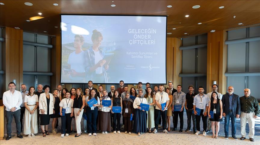Tarımın yeni kuşağı Geleceğin Önder Çiftçileri Programı'nda buluştu