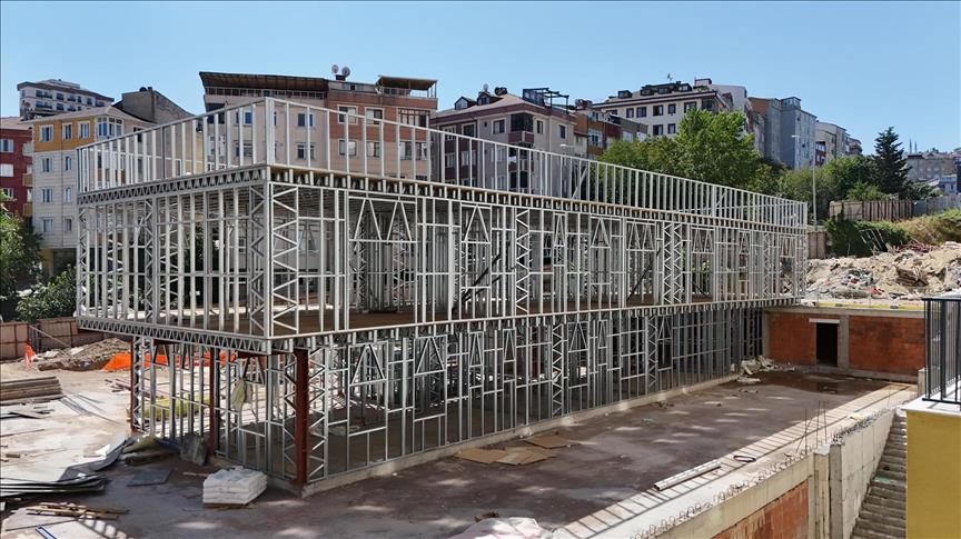 Karmod Bayrampaşa'daki anaokulu projesinin karkas kurulumunu tamamladı