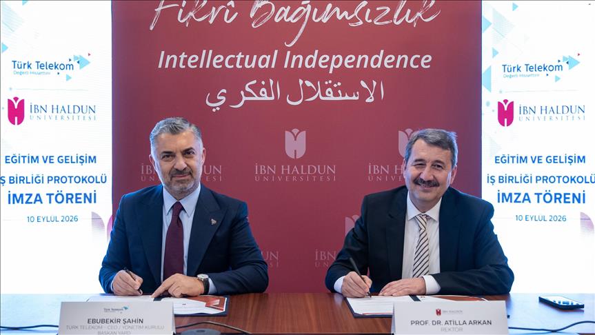 Türk Telekom ve İbn Haldun Üniversitesinden Eğitim İş Birliği Protokolü