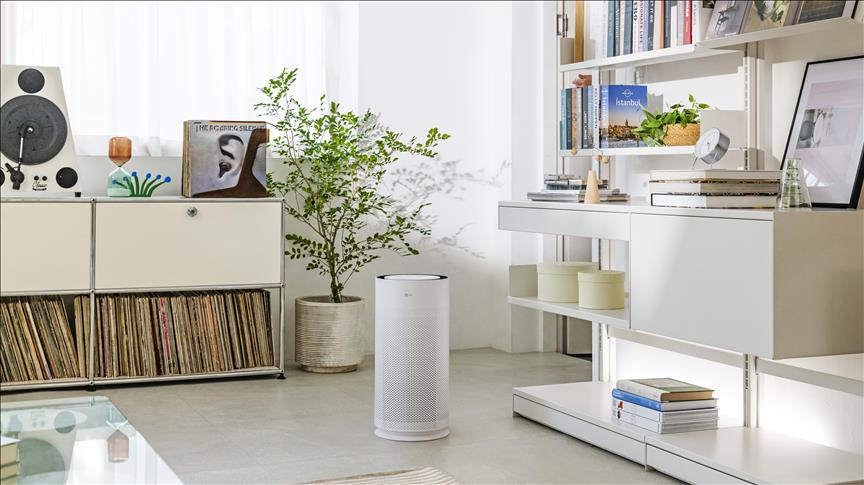 LG yeni nesil hava temizleyicisi PuriCare AeroHit'i tanıttı