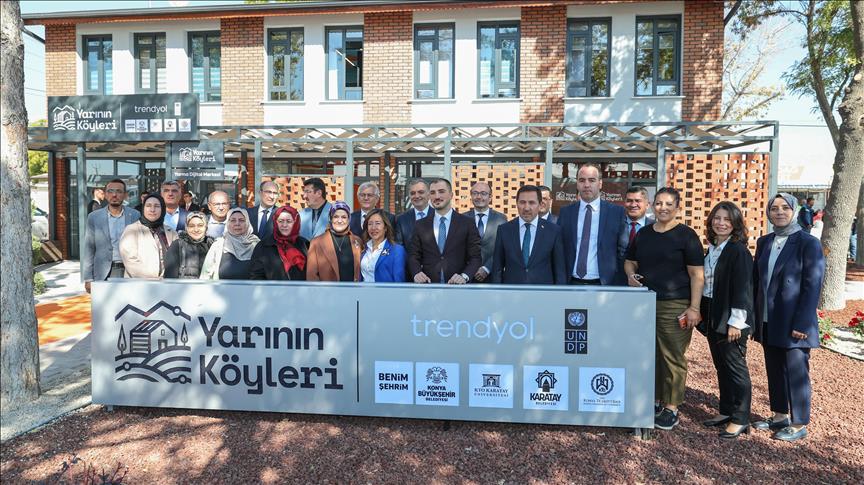 Trendyol'un "Yarının Köyleri" projesinin 6. dijital merkezi Konya'da açıldı