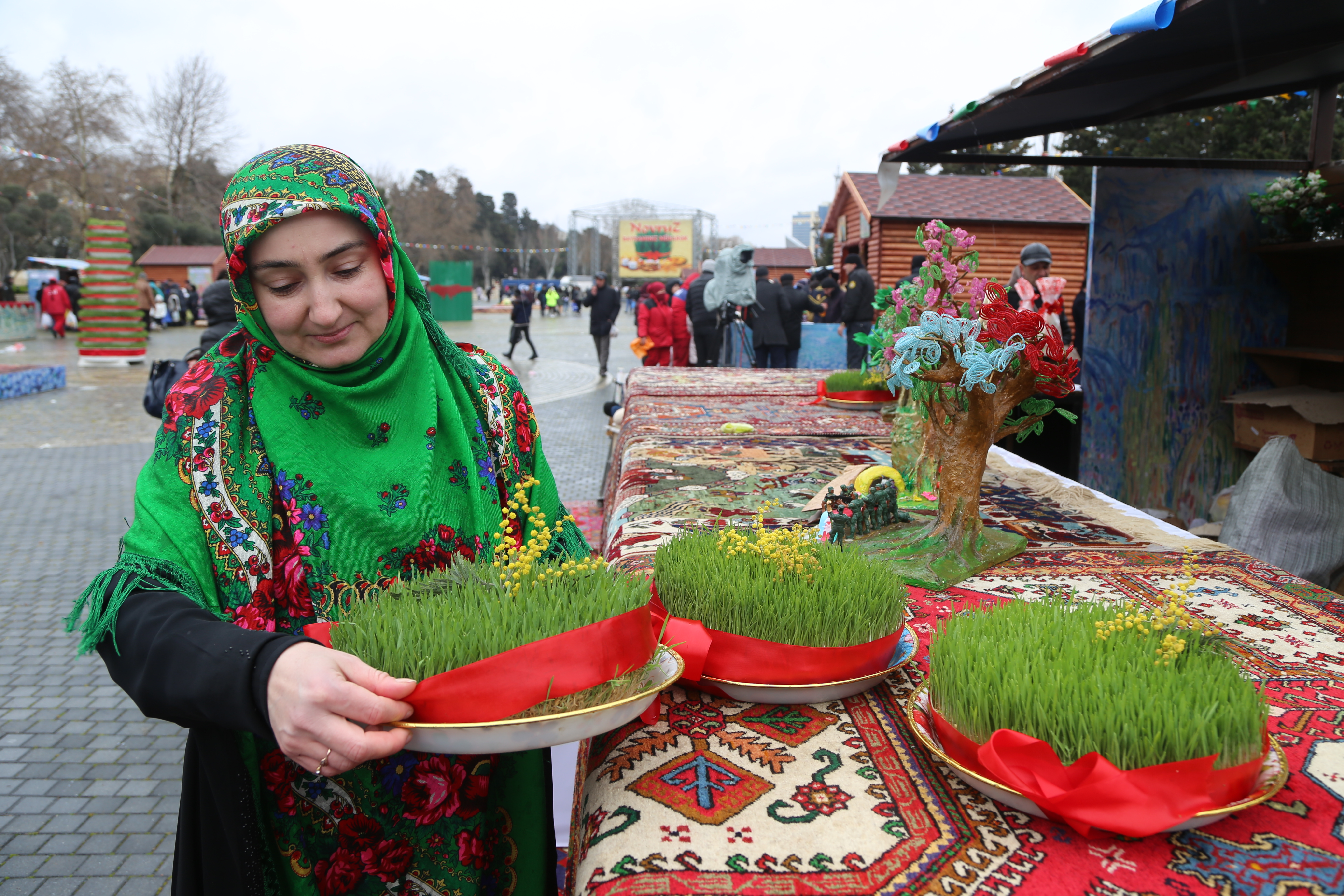 Навруз это мусульманский праздник. Байрам Новруз байрам. Новруз в Иране. Навруз байрам в Азербайджане. Самани Новруз.