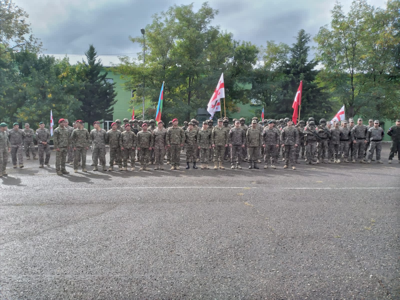 Грузия азербайджан. Армия Азербайджана. Военные силы Азербайджана. Внутренние войска Азербайджана. Военные Турции.